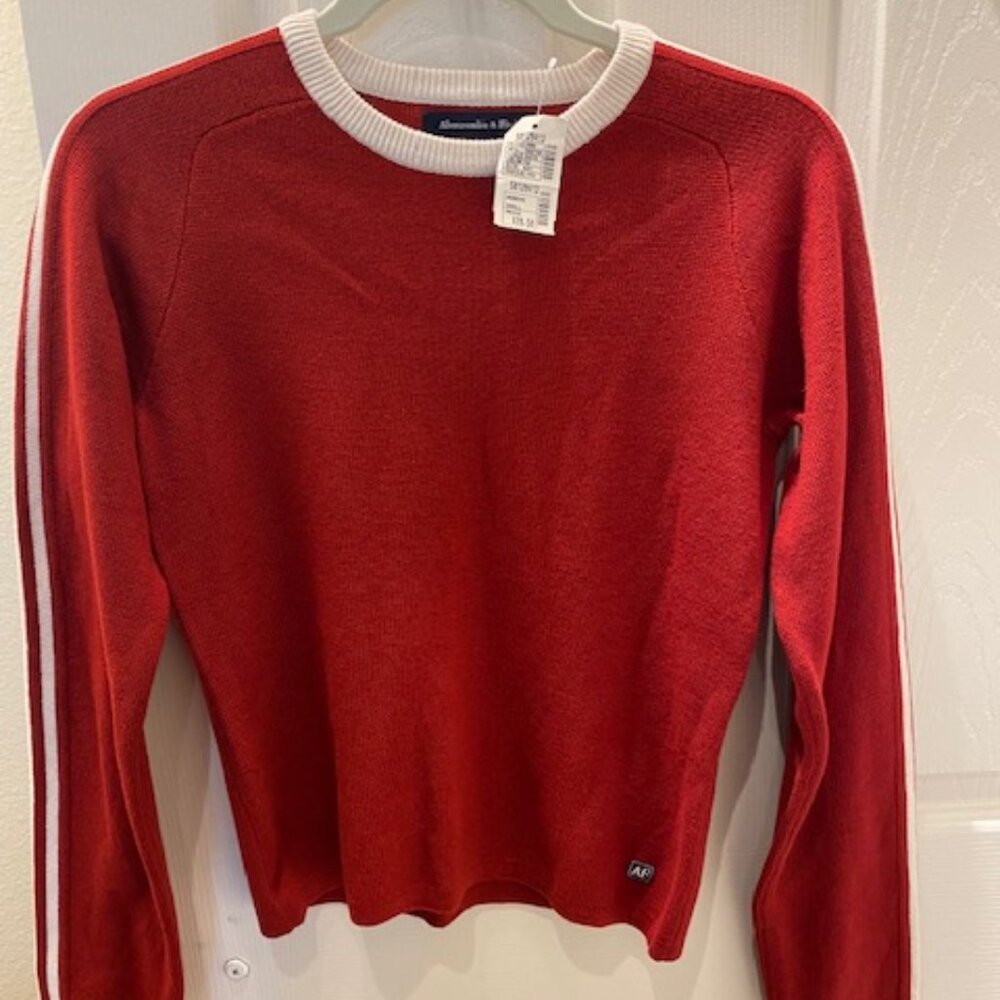 Abercrombie & Fitch long sleeve sweater